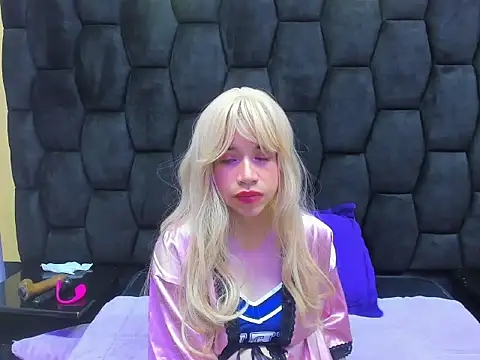 ZoeBarbiee online show from 04/03/26, 03:48