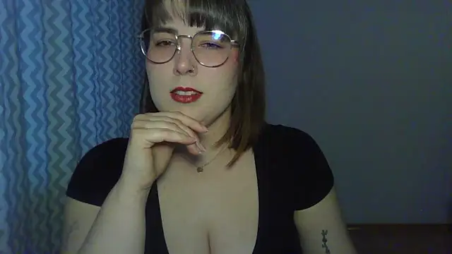 ClaraHard online show from 04/13/26, 04:56