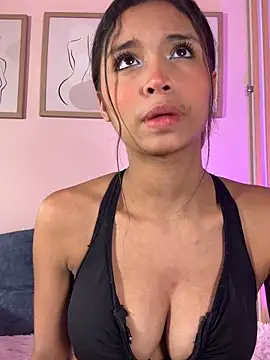 Ashley cooper3 online show from 03/18/26, 10:24