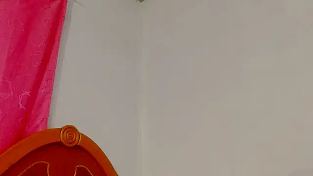 Snapshot of taliana_mateus chatting on 05/29/26, 05:38 taliana mateus online show from 05/29/26, 05:38