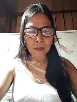 Sky-rain98 online show from 04/18/26, 12:53