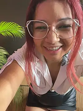 PaulaVegaa online show from 06/21/26, 06:49