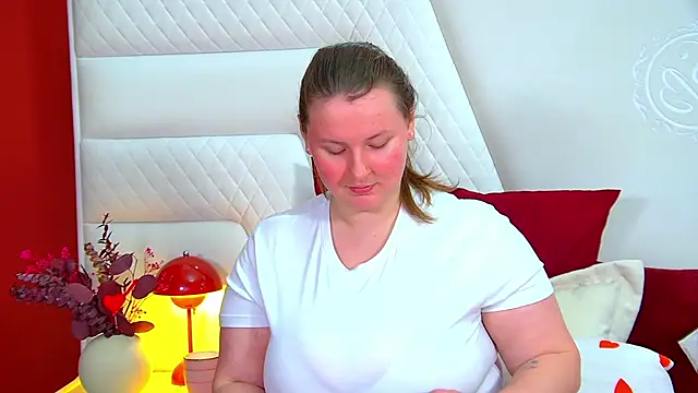 MelodyMoores online show from 03/25/26, 06:30