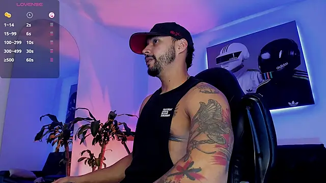Snapshot of NikoHank_ chatting on 07/23/26, 06:22 NikoHank online show from 07/23/26, 06:22