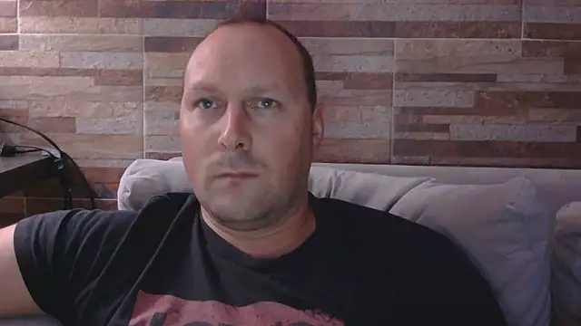 lustonfan online show from 04/08/26, 02:22