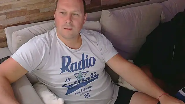 lustonfan online show from 04/13/26, 01:33