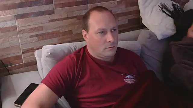 Snapshot of lustonfan chatting on 04/30/26, 01:45 lustonfan online show from 04/30/26, 01:45