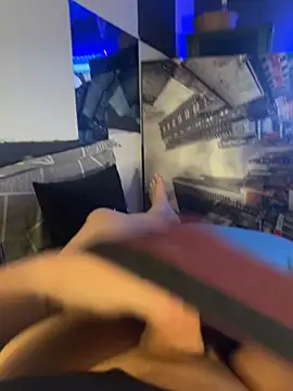 MatthewEmme2121 online show from 04/15/26, 10:21