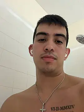 papichulo102099 online show from 03/06/26, 01:02