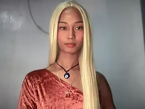 Sunkissed seductress online show from 03/26/26, 07:30