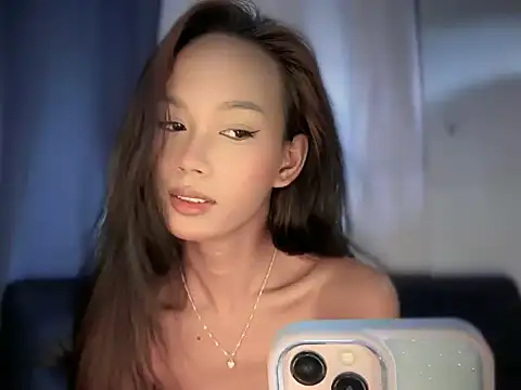 Snapshot of Sunkissed_seductress chatting on 07/04/26, 05:57 Sunkissed seductress online show from 07/04/26, 05:57