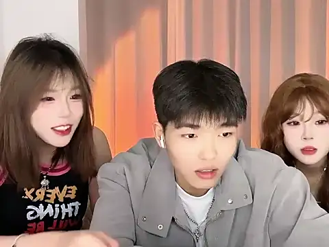 SM 0007 online show from 03/06/26, 06:48