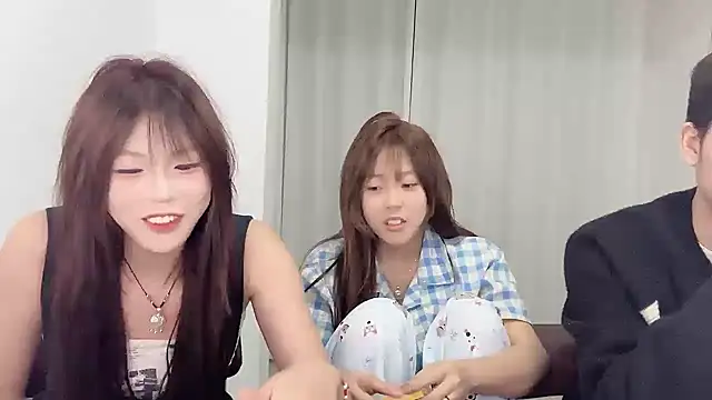 SM 0007 online show from 03/28/26, 01:54