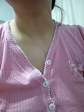 Emi hot1 online show from 03/13/26, 05:08