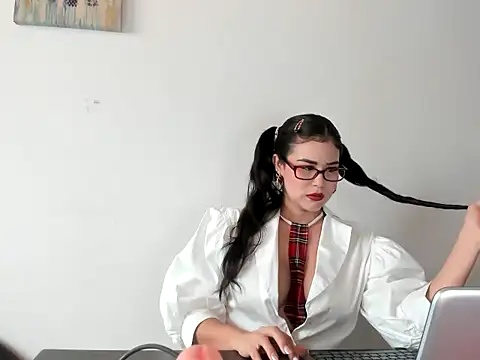 miakary online show from 03/11/26, 03:40