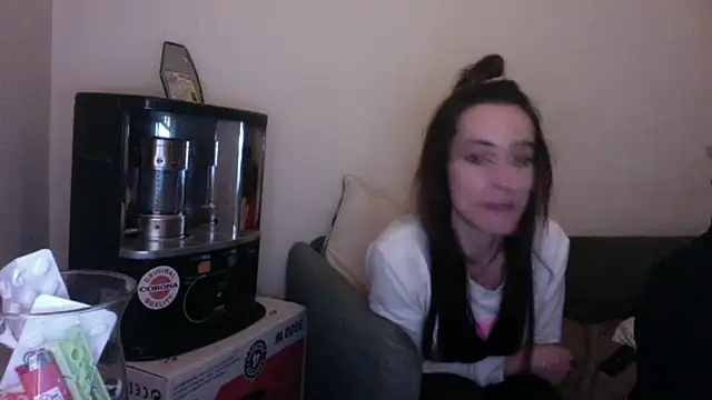 chiara-mario online show from 03/04/26, 04:46