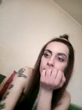 chiara-mario online show from 05/10/26, 01:38