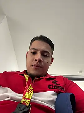 OliverTabordaa online show from 04/09/26, 06:35