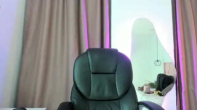 mia  star1 online show from 04/10/26, 07:51