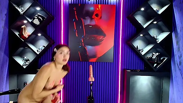 MissMia bdsm  online show from 04/28/26, 02:27