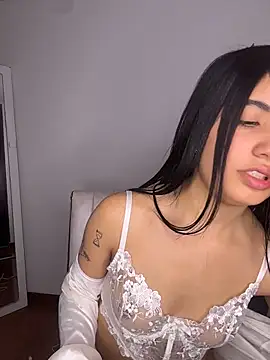 Lucy engel online show from 03/12/26, 01:56