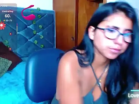 Alisha Gamskar13 online show from 06/18/26, 01:37