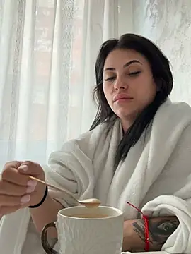 LunaSerenaX online show from 03/27/26, 08:37