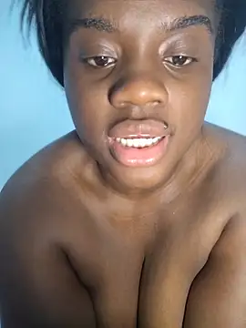 YourLiaa  online show from 03/20/26, 10:47