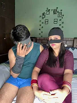 Snapshot of your_bhabhi_love chatting on 06/30/26, 04:30 your bhabhi love online show from 06/30/26, 04:30
