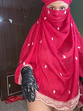 Snapshot of your_bhabhi_love chatting on 07/07/26, 07:29 your bhabhi love online show from 07/07/26, 07:29