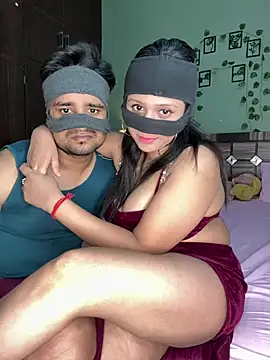 Snapshot of your_bhabhi_love chatting on 07/29/26, 05:22 your bhabhi love online show from 07/29/26, 05:22