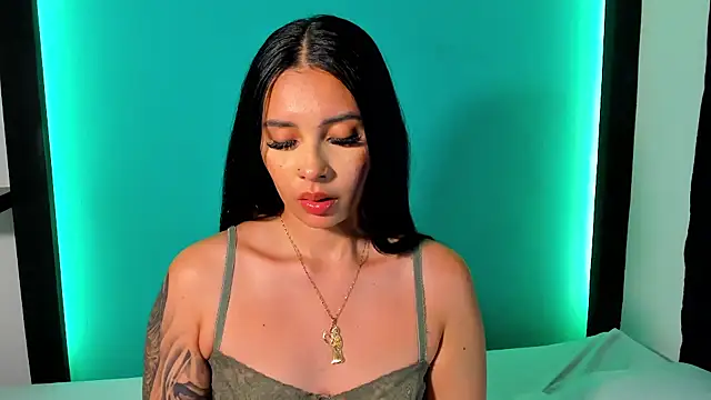 Emma AH online show from 05/28/26, 02:47