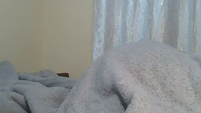 Snapshot of ndivhuwomuleya chatting on 07/25/26, 03:48 ndivhuwomuleya online show from 07/25/26, 03:48