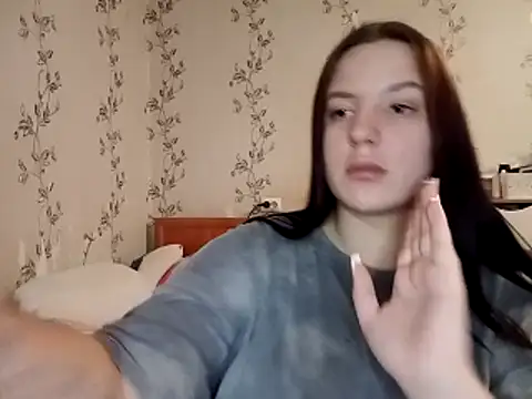 symmetryinvoid online show from 03/31/26, 06:41