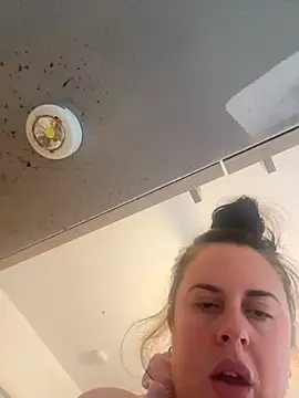 BunnyBallyX online show from 03/27/26, 06:52