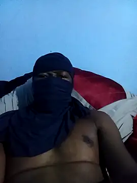 bisexualhornyboy  online show from 03/05/26, 04:58