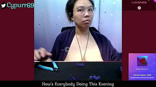 Snapshot of Cypurr chatting on 06/10/26, 09:57 Cypurr online show from 06/10/26, 09:57