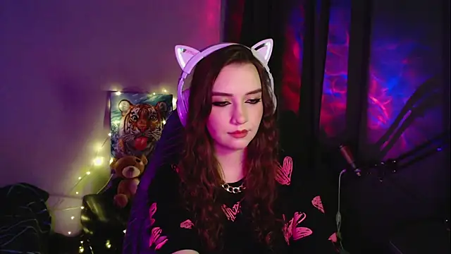 Celia Sensual  online show from 04/14/26, 08:04