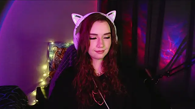 Celia Sensual  online show from 05/10/26, 08:25