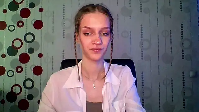 Chrissy Joyful online show from 05/26/26, 04:08