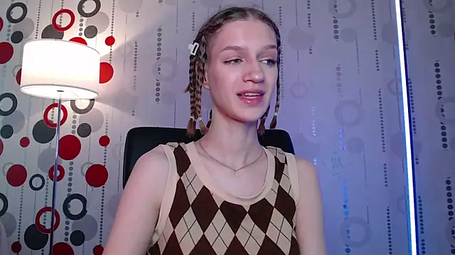 Chrissy Joyful online show from 06/07/26, 04:05