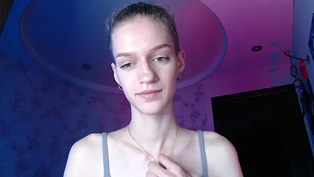 Snapshot of Chrissy_Joyful chatting on 06/18/26, 09:14 Chrissy Joyful online show from 06/18/26, 09:14