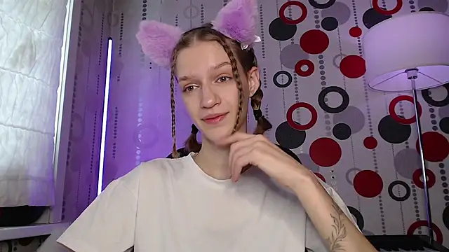 Snapshot of Chrissy_Joyful chatting on 07/09/26, 04:05 Chrissy Joyful online show from 07/09/26, 04:05