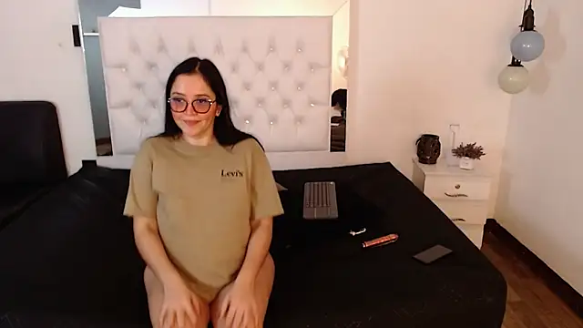 charlott imp online show from 03/07/26, 01:08