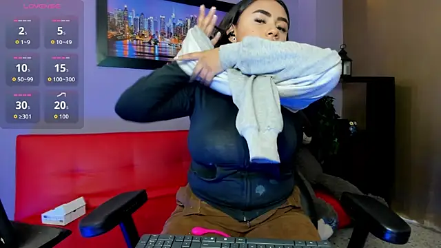 Lucyy tits online show from 06/26/26, 12:09