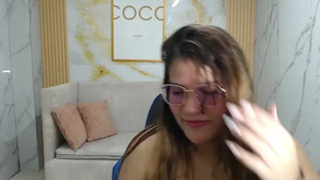 lucero s1 online show from 03/24/26, 08:47