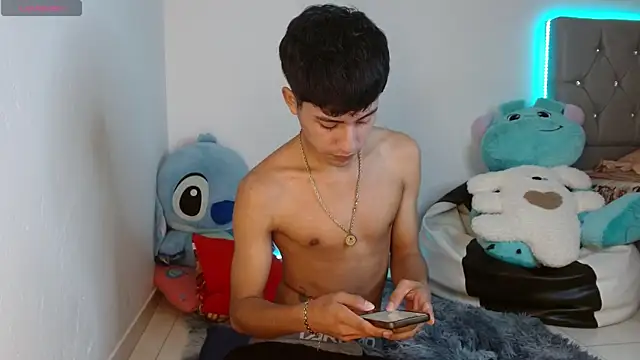 Sebas fire4 online show from 04/16/26, 09:39