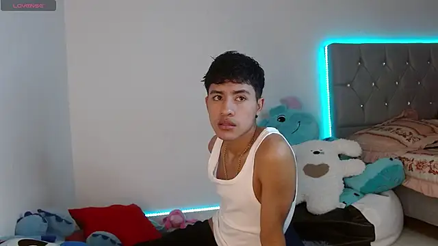 Sebas fire4 online show from 04/18/26, 09:48