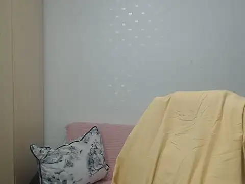 BlondEagleMuscle online show from 05/27/26, 07:00