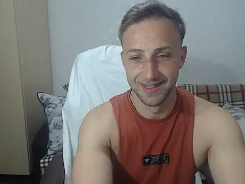 BlondEagleMuscle online show from 06/21/26, 09:39